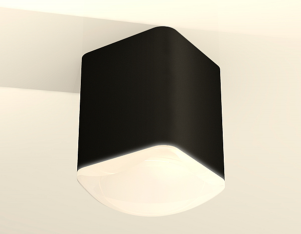 Накладной светильник Ambrella Techno XS7813022